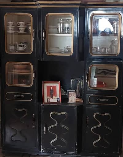 divider British style for crockery and other items