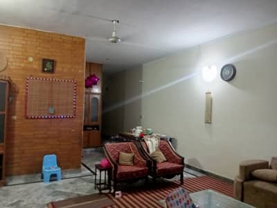 4 BED UPPER PORTION FOR RENT IN JOHAR TOWN