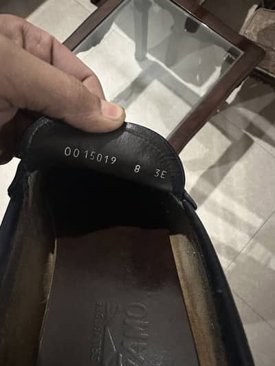 Preloved 100% original Salvatore Ferragamo loafers for men. Size 8