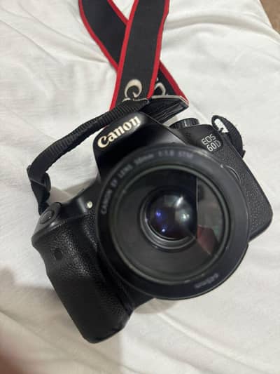 Canon 60D DSLR with 50mm f/1.8 Lens – Excellent Condition