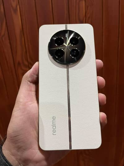 Realme 12+ Complete
