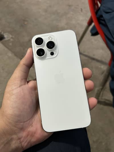 iphone 15 pro max jv 256gb 2 cycle count only