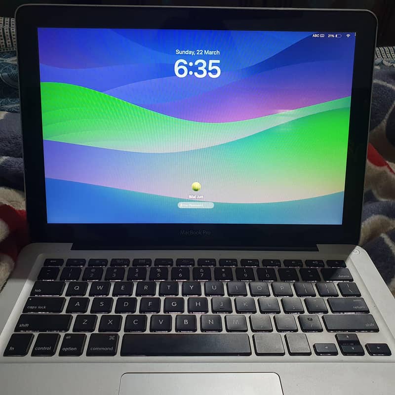 Macbook pro 2012 0