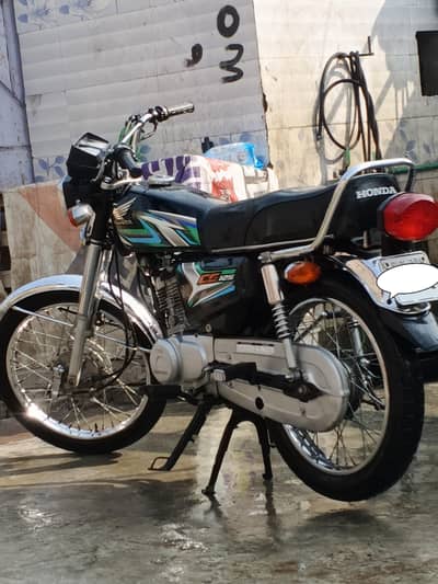 Honda 125 for sale in good condition a