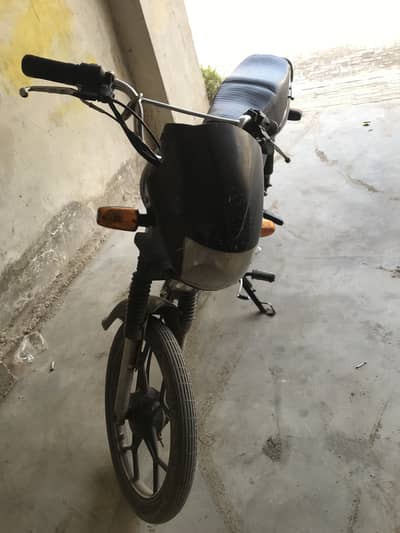 Unique ud100 2020 model black color