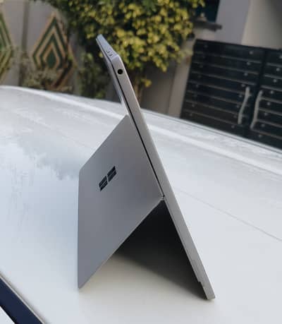 Microsoft surface pro 5