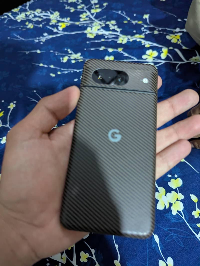 Google Pixel 8 5