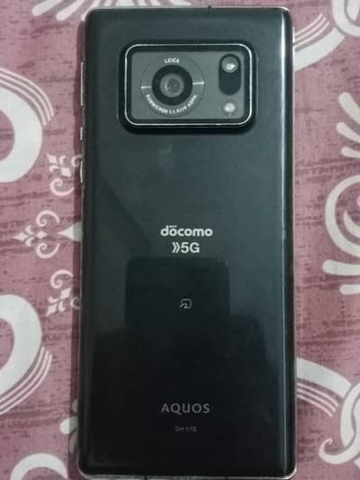 Sharp Aquos R6