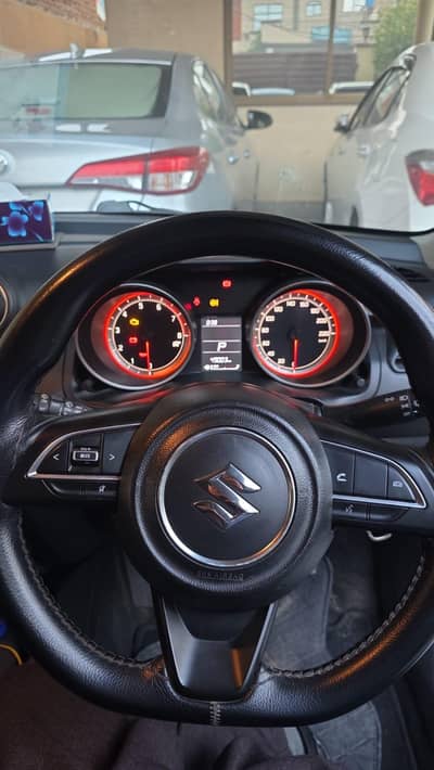 Suzuki Swift GL CVT