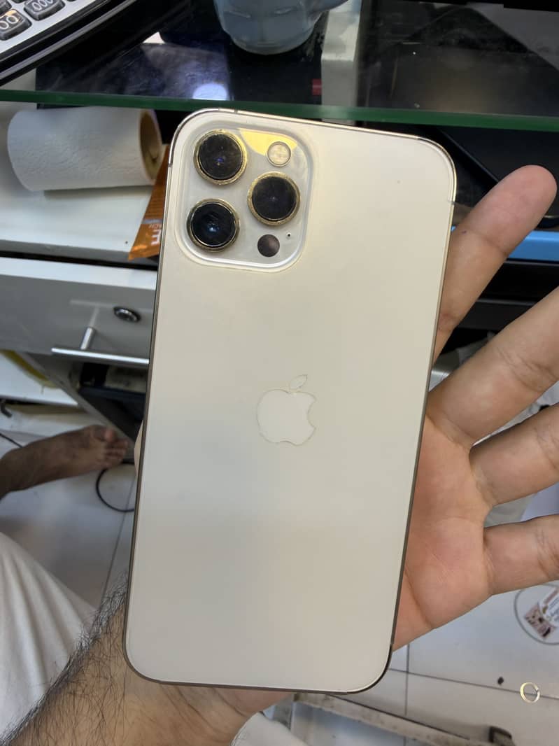 Iphone 12 pro max 0
