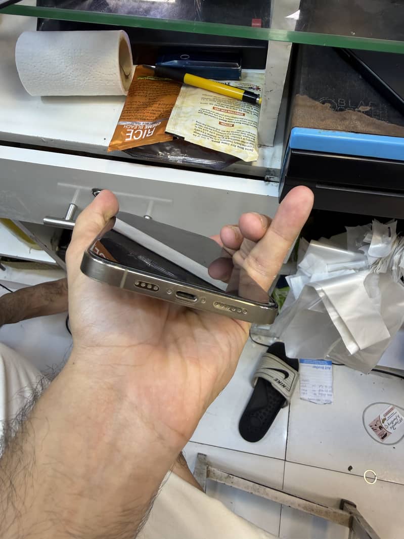 Iphone 12 pro max 2