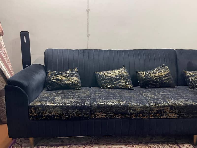 L shaped sofa 0