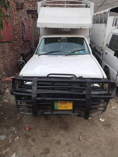 Mini Mazda B2200 Good Condition