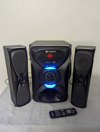 Audionic Rainbow r35 speaker 0