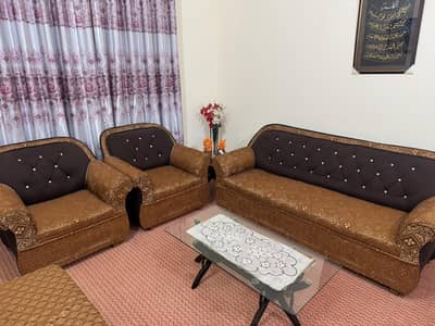 5 seater sofa set for urgent sale