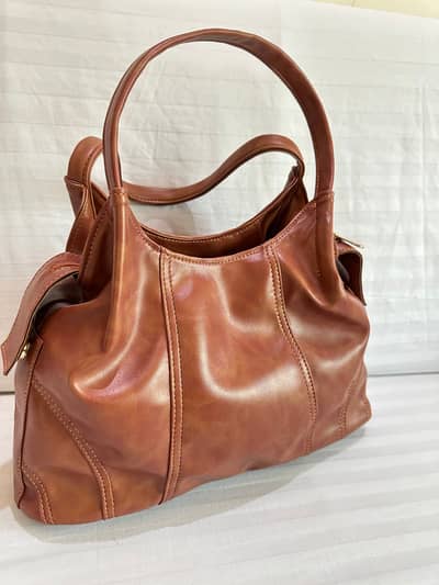 Mustard Modest Chic Box Bag | Women's Stylish Hijab-Friendly Handbag |