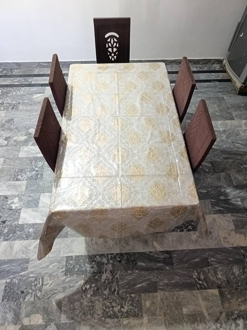 6 seater dining table 3
