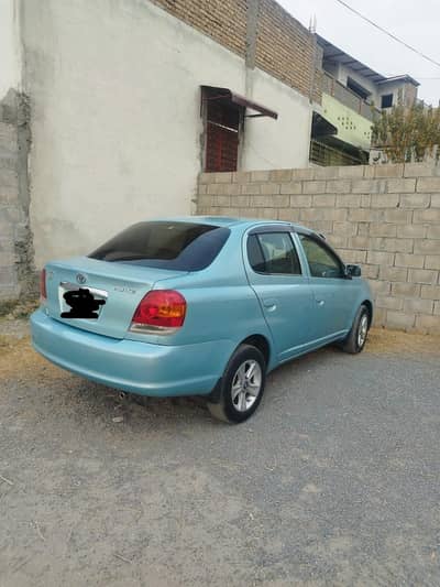 Toyota platz eco idle