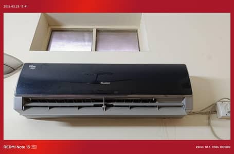 Gree 1.3 Ton Inverter AC - Excellent Working Condition
