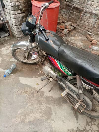 Honda cd70 good condition 9 by 10