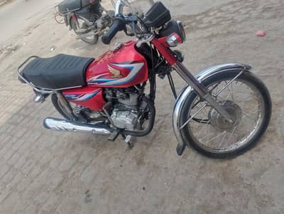 Honda 125 lush bik