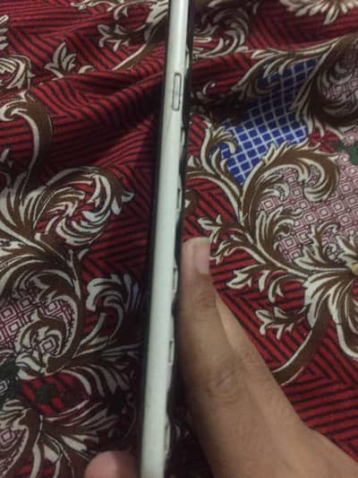 urgent sale this Samsung Galaxy j7