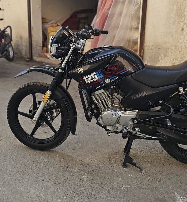 YAMAHA || YBR 125G || Edition || Model 2023 1