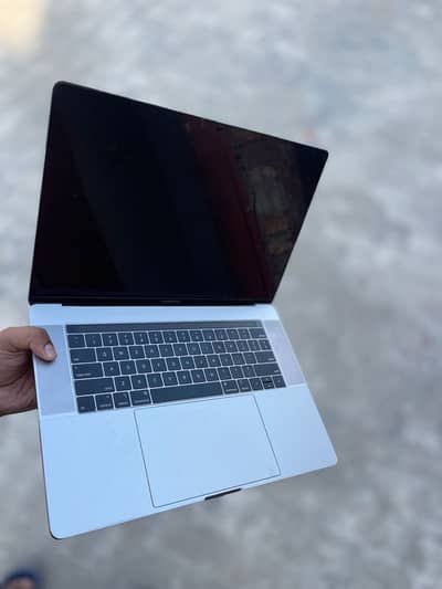 Mac Book Pro 2018 16/512