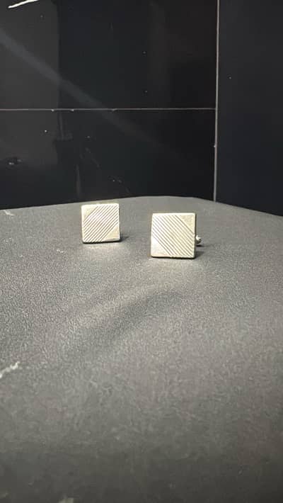 cufflinks