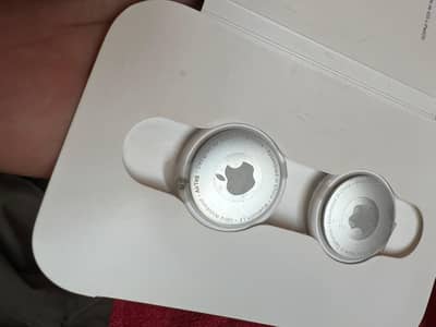 apple air tag pack of 2 not used only boxes open