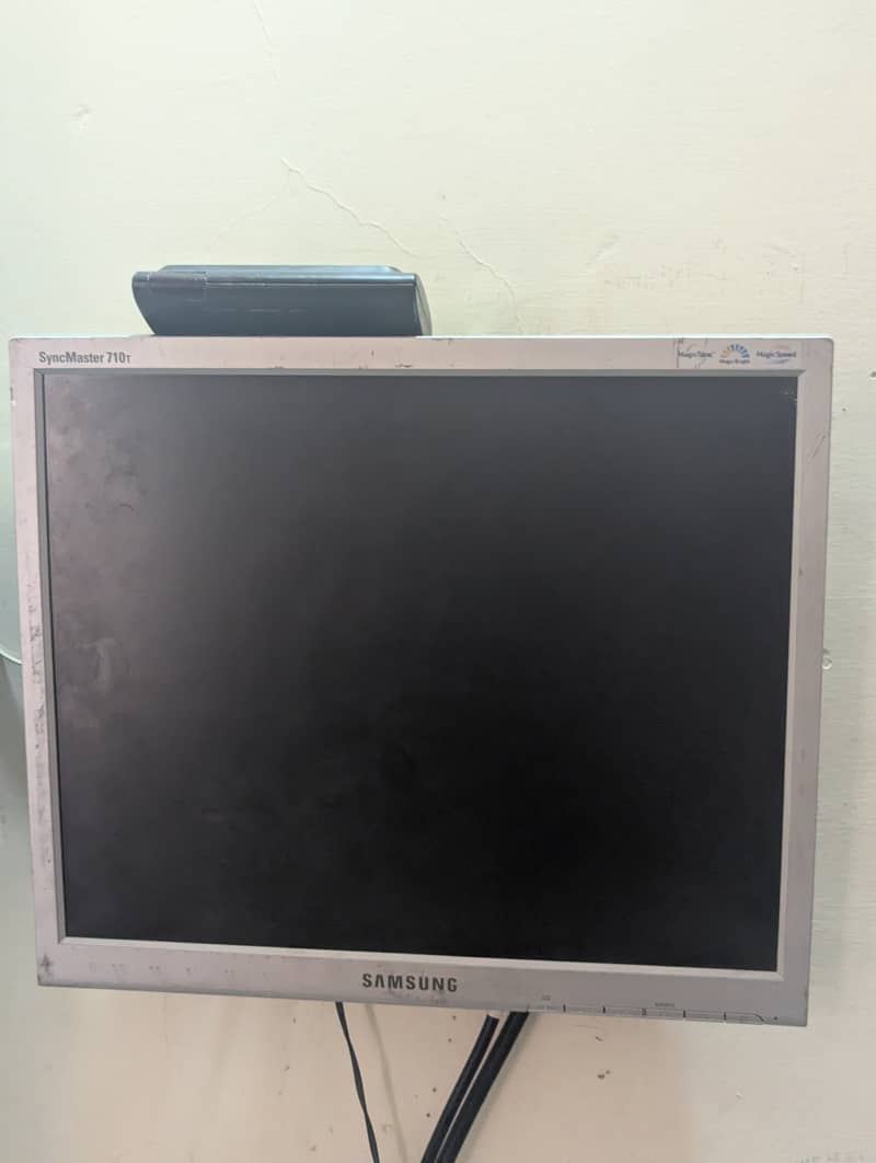 LCD model Dell 1