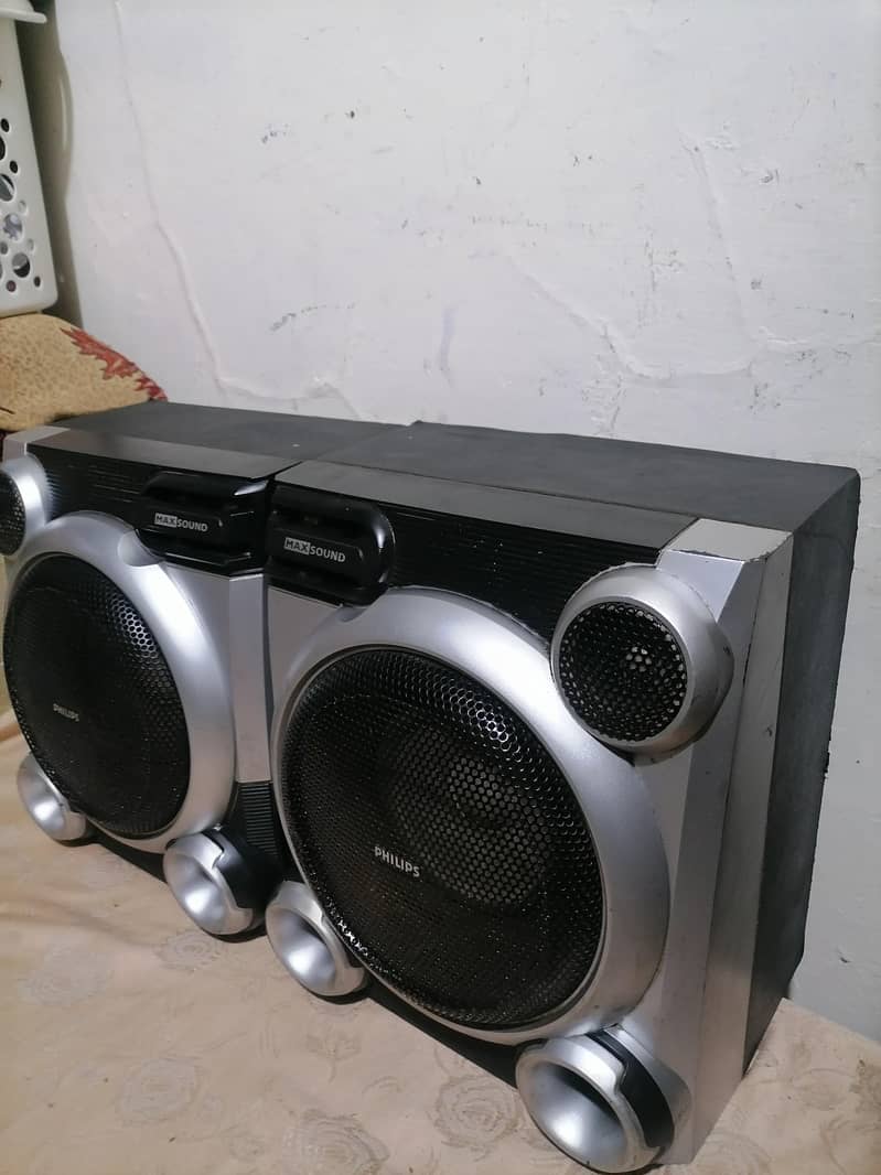 speaker pair 2