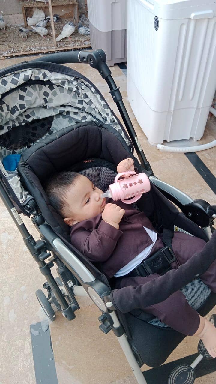 "بہترین کوالٹی کی پرام (بچوں کو باہر لے جانے والی) دبئی سے امپورٹڈ ہے" 4