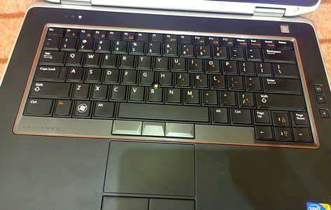 dell latitude i5 2gen  with 320gb hard , 4gb ram with charger