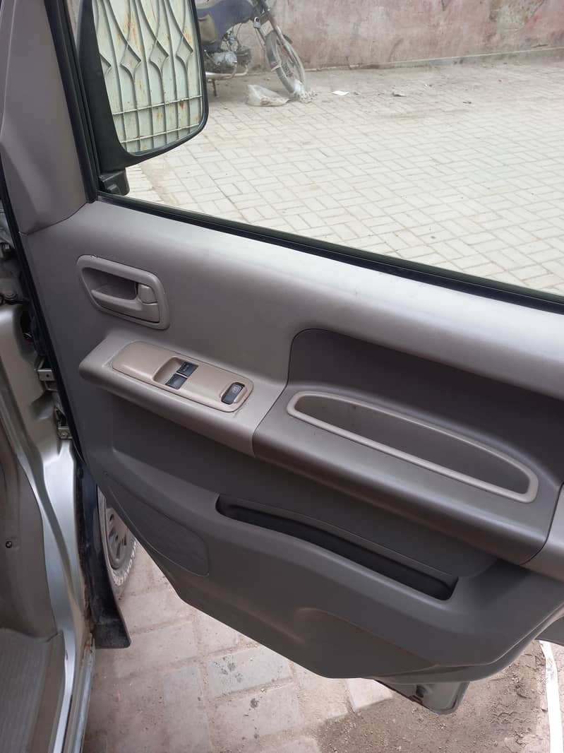 SUZUKI EVERY AUTOMATIC 9