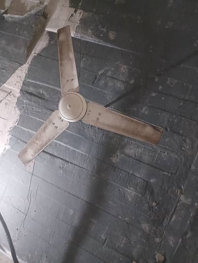 Ceiling used fan