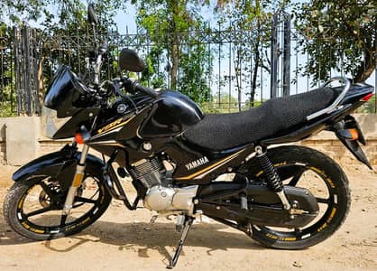 Yamaha YBR 125 2023