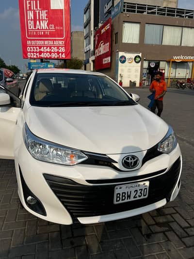 TOYOTA YARIS CVTi