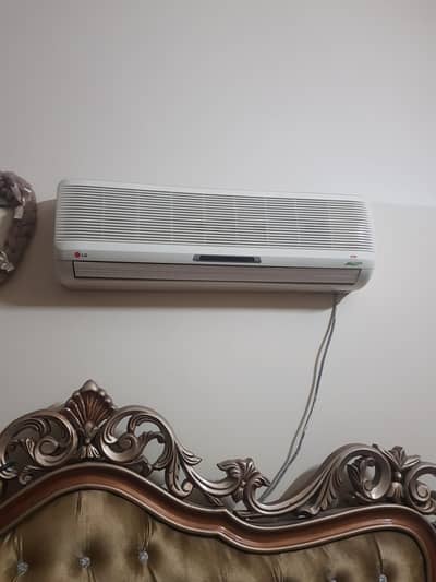 L G ac for sale in faisalabad