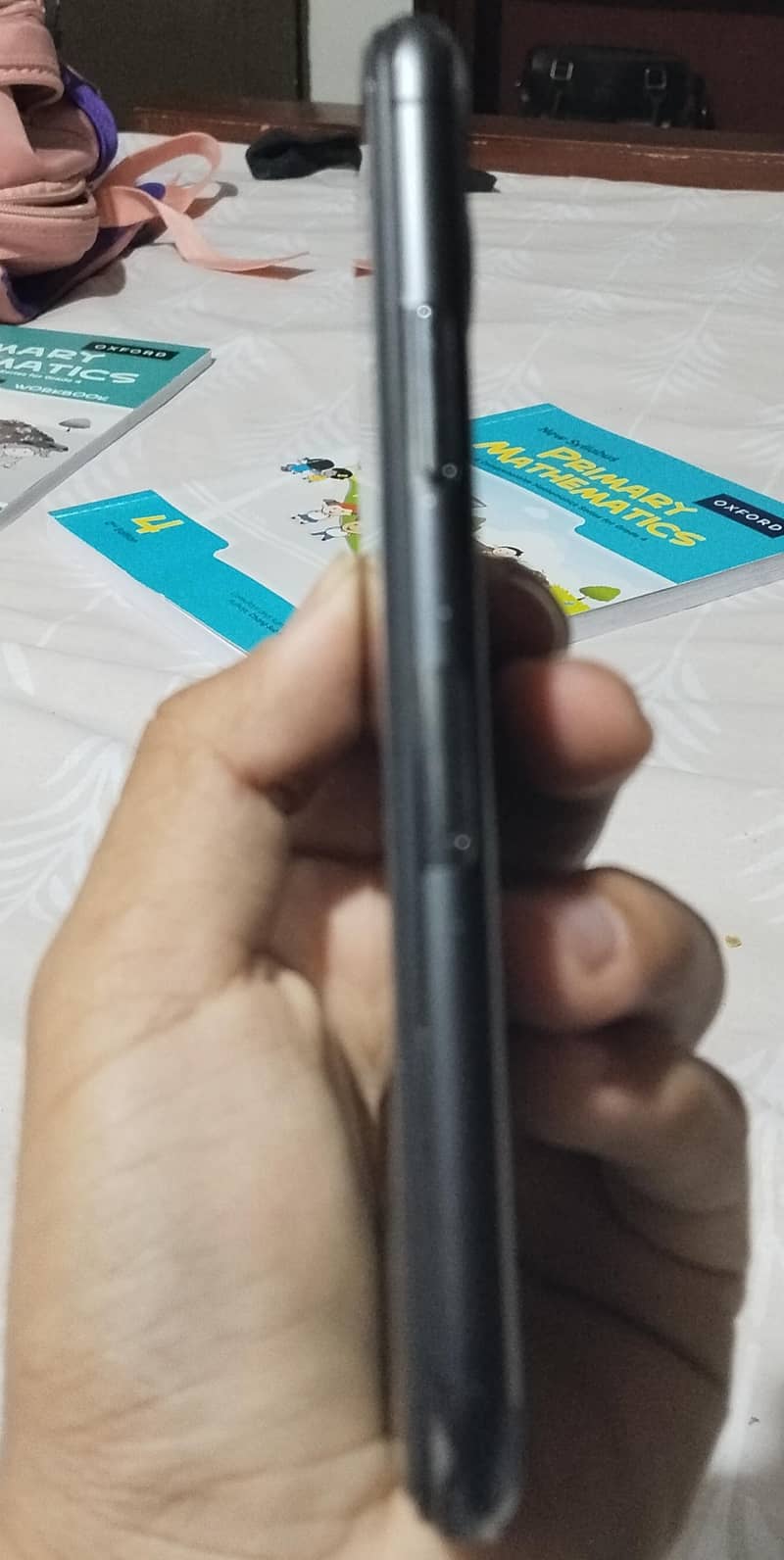 iphone 11 pro 2