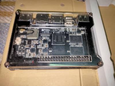 Khadas VIM1 Basic (2GB RAM + 8GB eMMC) and mini touch keyboard