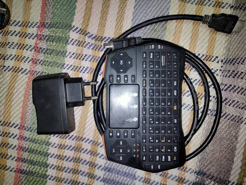 TV Android Card Khadas VIM1 Basic 2GB RAM + 8G)  mini touch keyboard 6