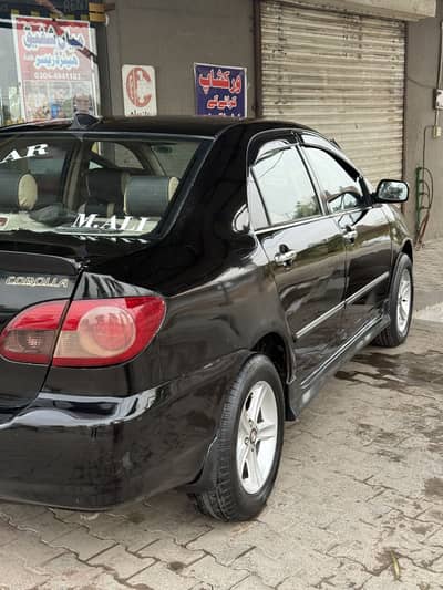 Toyota Corolla SE Saloon 2004