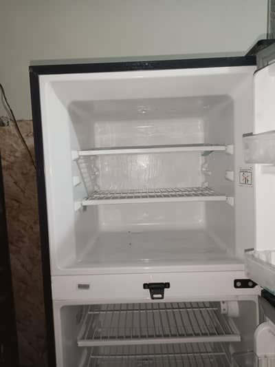 Dowlance fridge model 9160 urgent sale