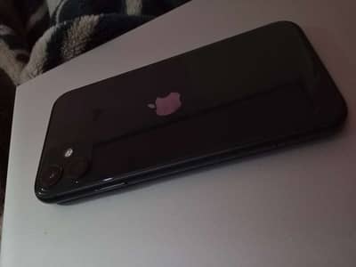 iPhone 11 – 64GB, Battery 84%, Excellent Condition