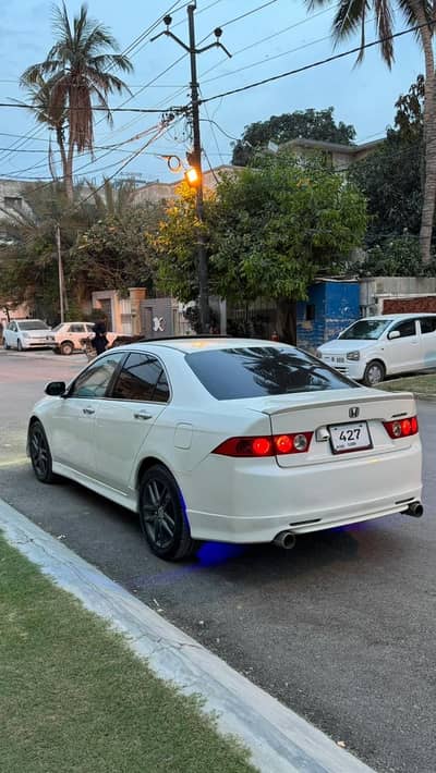 HONDA ACCORD CL 9 SUNROOF
