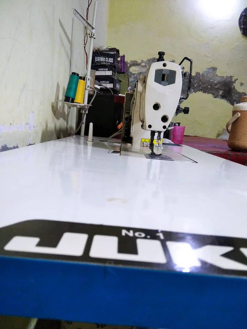 Juki Machine Computer 1