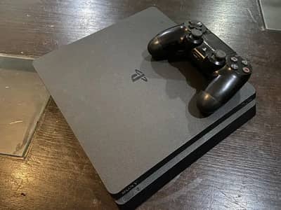 Ps4 Slim 1TB brand new condition