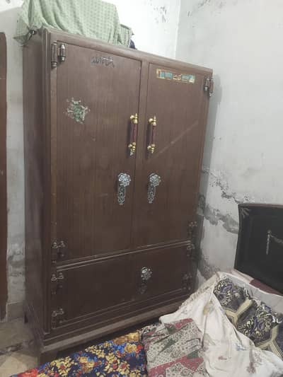 iron almari