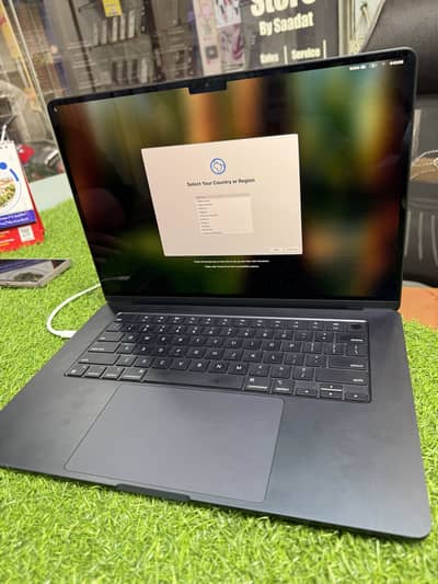 MacBook Air M3 /2024 / 8/256/ 8/256Gb /98,61cc